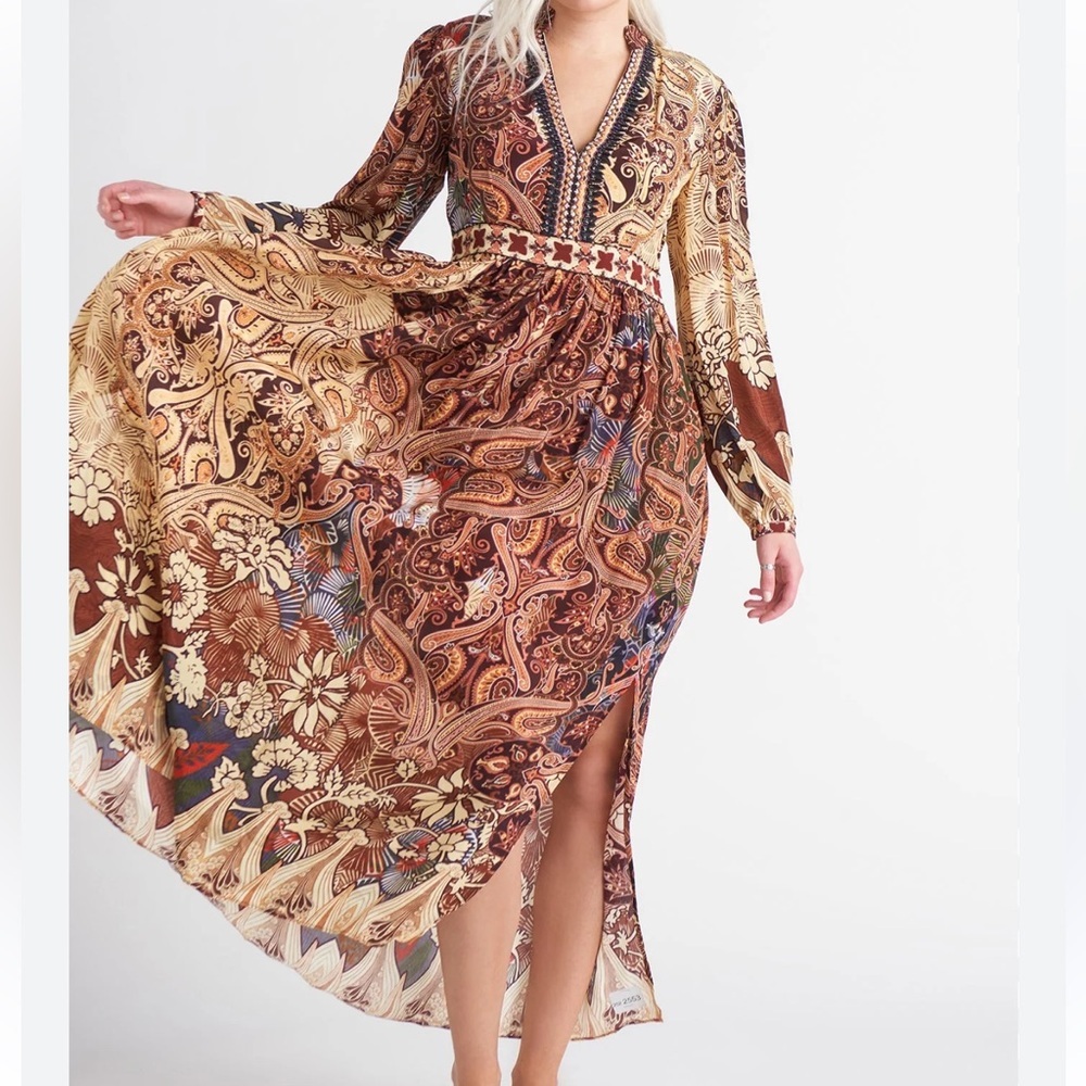 Dex Bohemian beaded V cleavage‎ Ronika Maxi dress Sz M paisley print